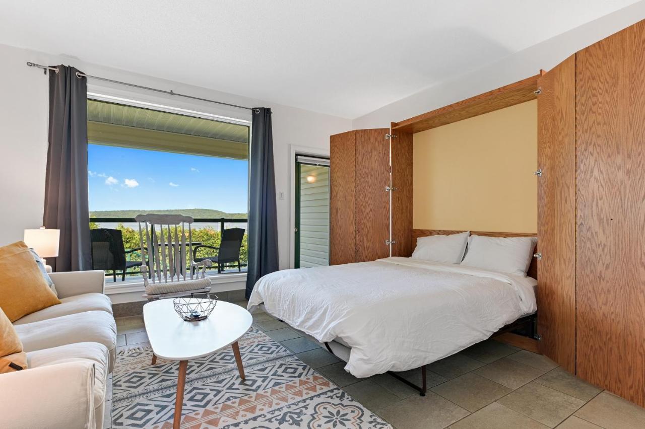 Harcourt Baptiste Lake Lodge מראה חיצוני תמונה
